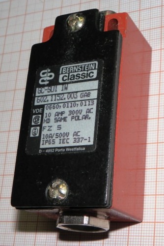 1103