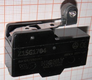 Z15G1704 wyłącznik krańcowy