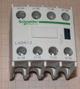 LADN13 Styk pomocniczy