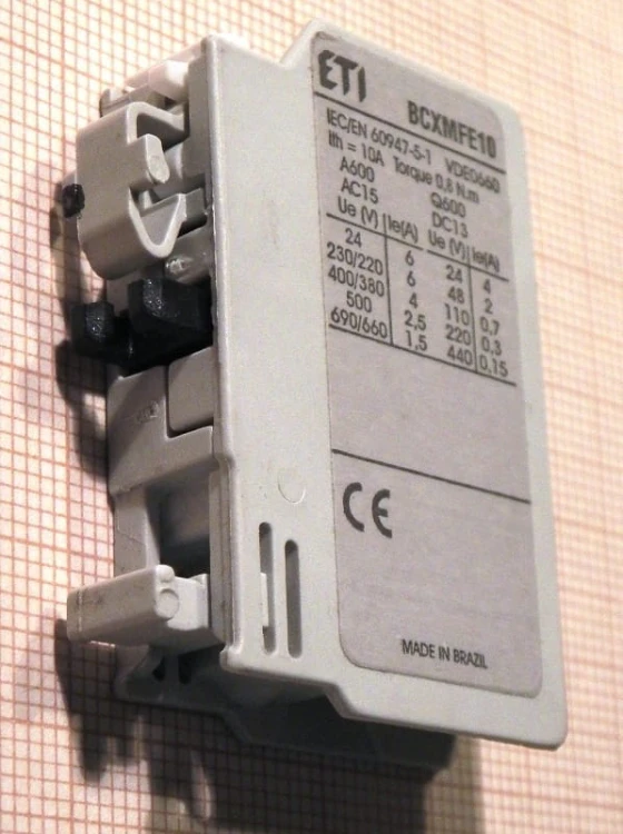 ed3af28069bd7ac6ac931e84e38a7ba6