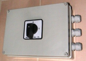 SK125  Łącznik krzywkowy w obudowie