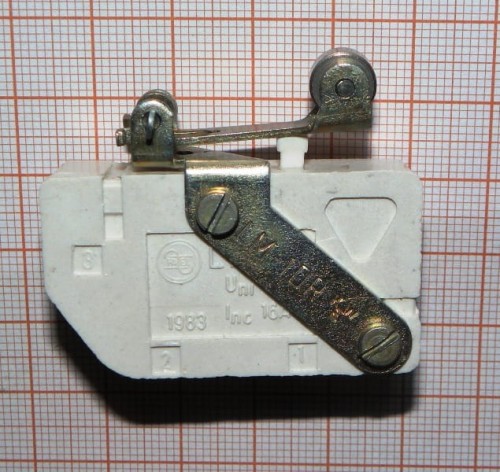 d614e80bcbbcfd1157c61d33fd9f13af