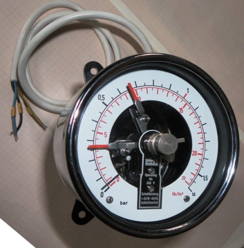 6e0633a0983c6c8c35652fefde9bf8b9