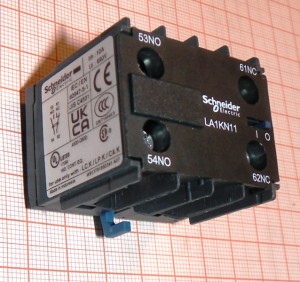 LA1KN11 Styk pomocniczy