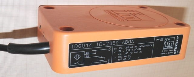320