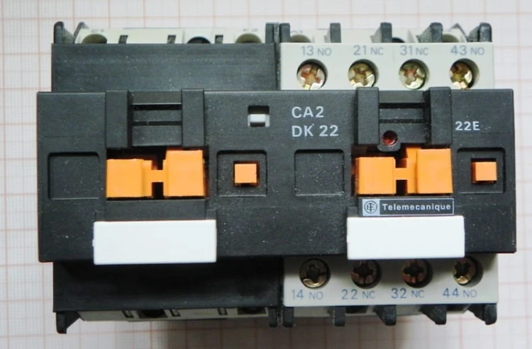 8325181bbf2959042e05eec17c3e373f