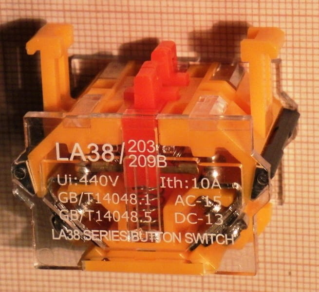 f6892455de40bfa06683c95dc92a7e7a