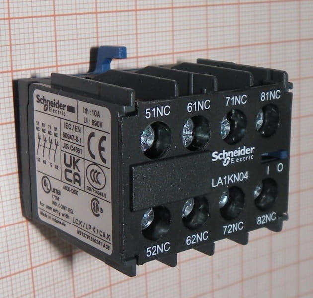 45c246732e0906051d181866067d3e3e