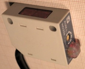 XUM-LH0259  Czujnik optyczny refleksyjny