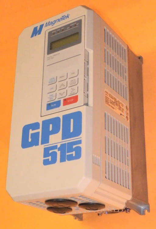 593