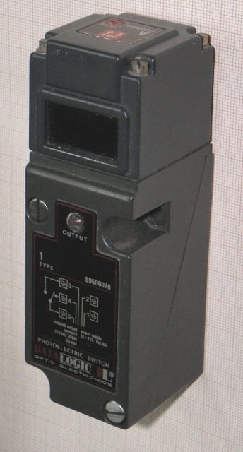 749