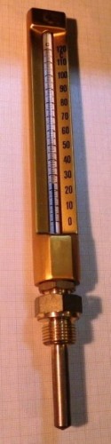 976
