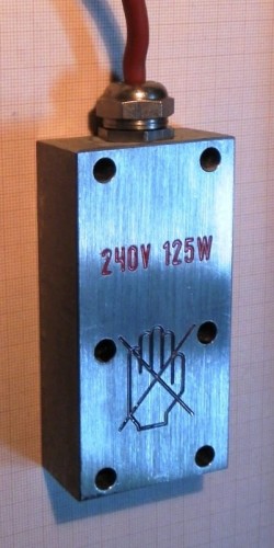 980